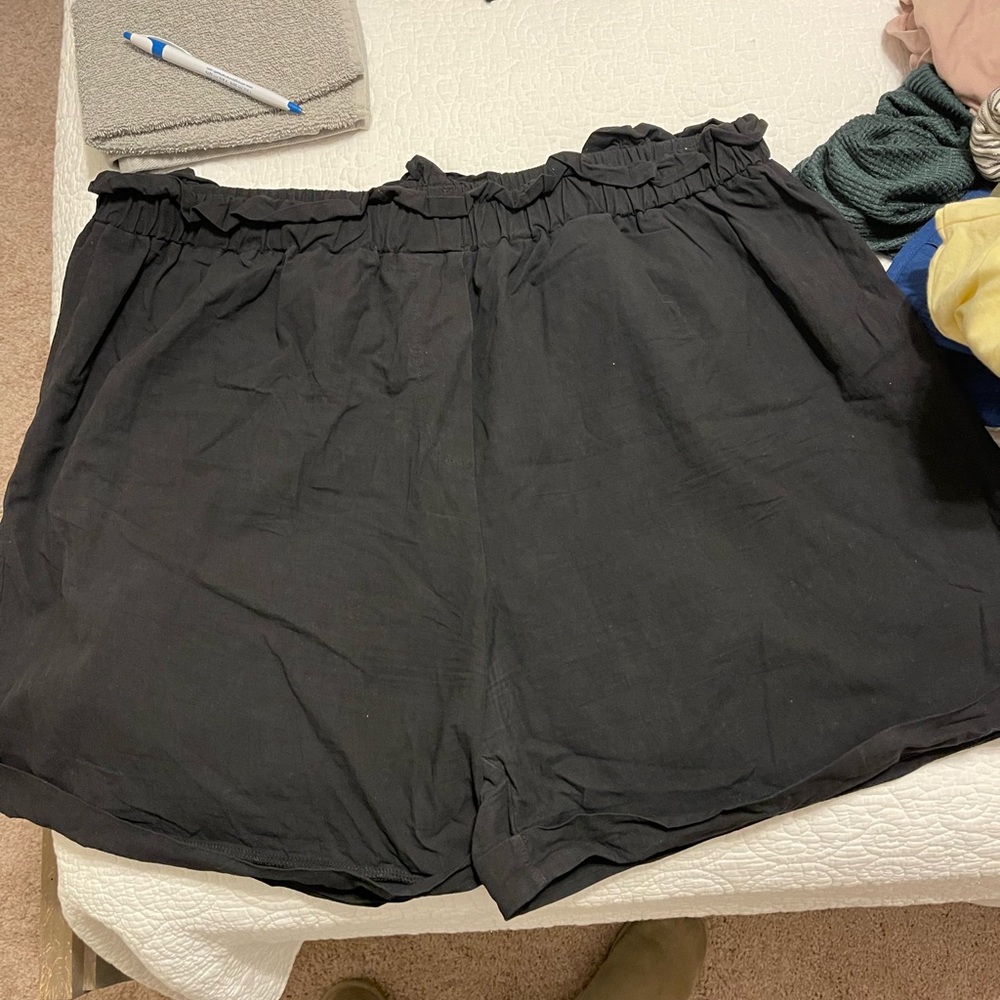 Black Plus cinch waist shorts